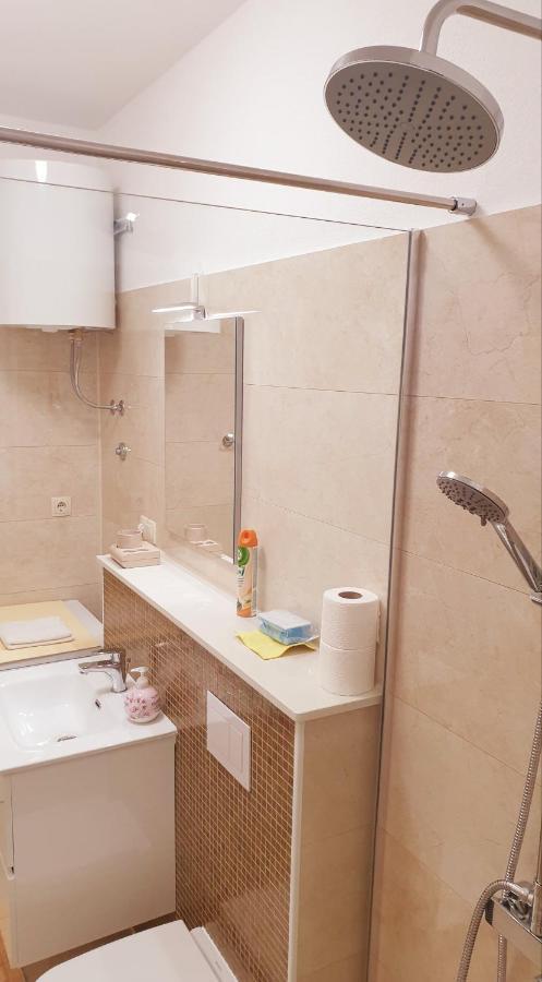 Apartment Tony オミシュ エクステリア 写真