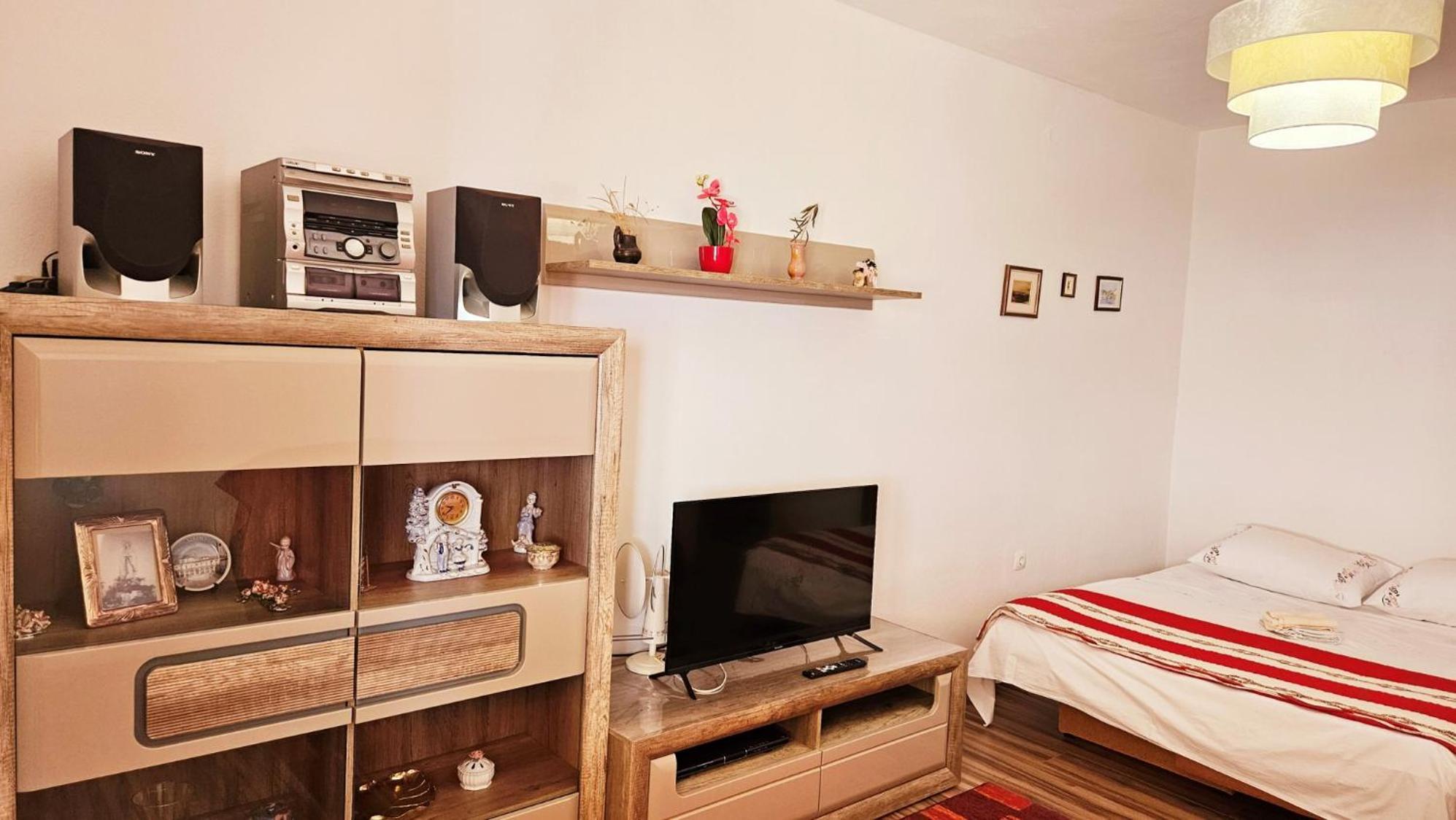 Apartment Tony オミシュ エクステリア 写真